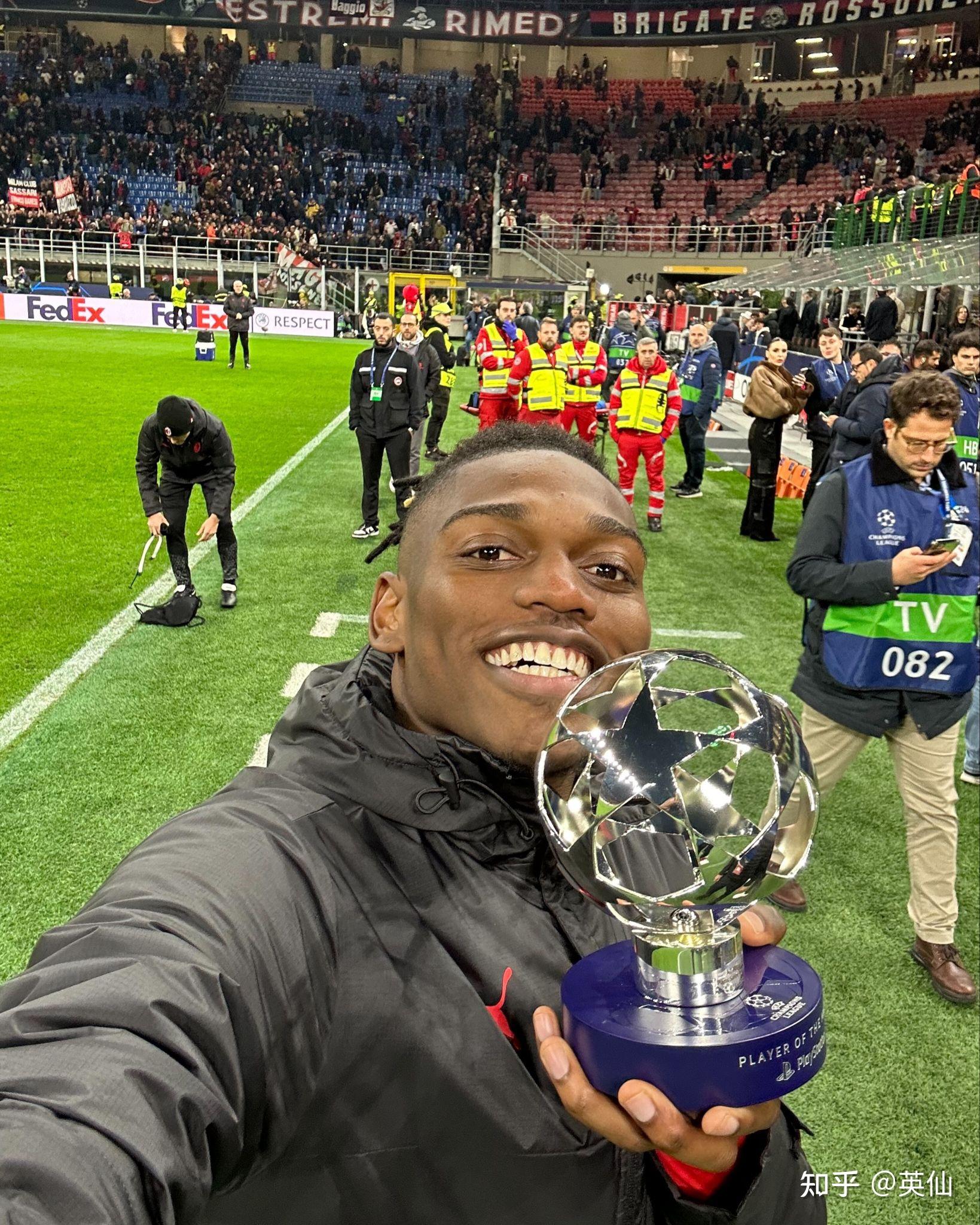 巴黎圣日耳曼迎NBA季后赛关键赛,关键时刻篮板制胜,话题不断,纪律约束更严格的简单介绍 巴黎圣日耳曼迎NBA季后赛关键赛,关键时刻篮板制胜,话题不断,纪律约束更严格的简单介绍